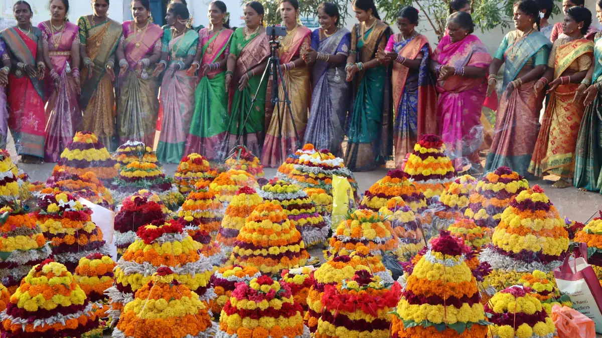 Dakshina Kannada DC Orders Local Bodies to Enforce Solid Waste Rules Strictly