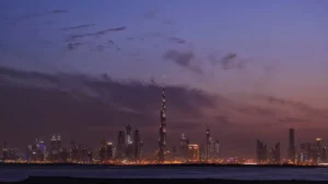 Gulf Tensions Escalate as US and Iran Exchange Attacks